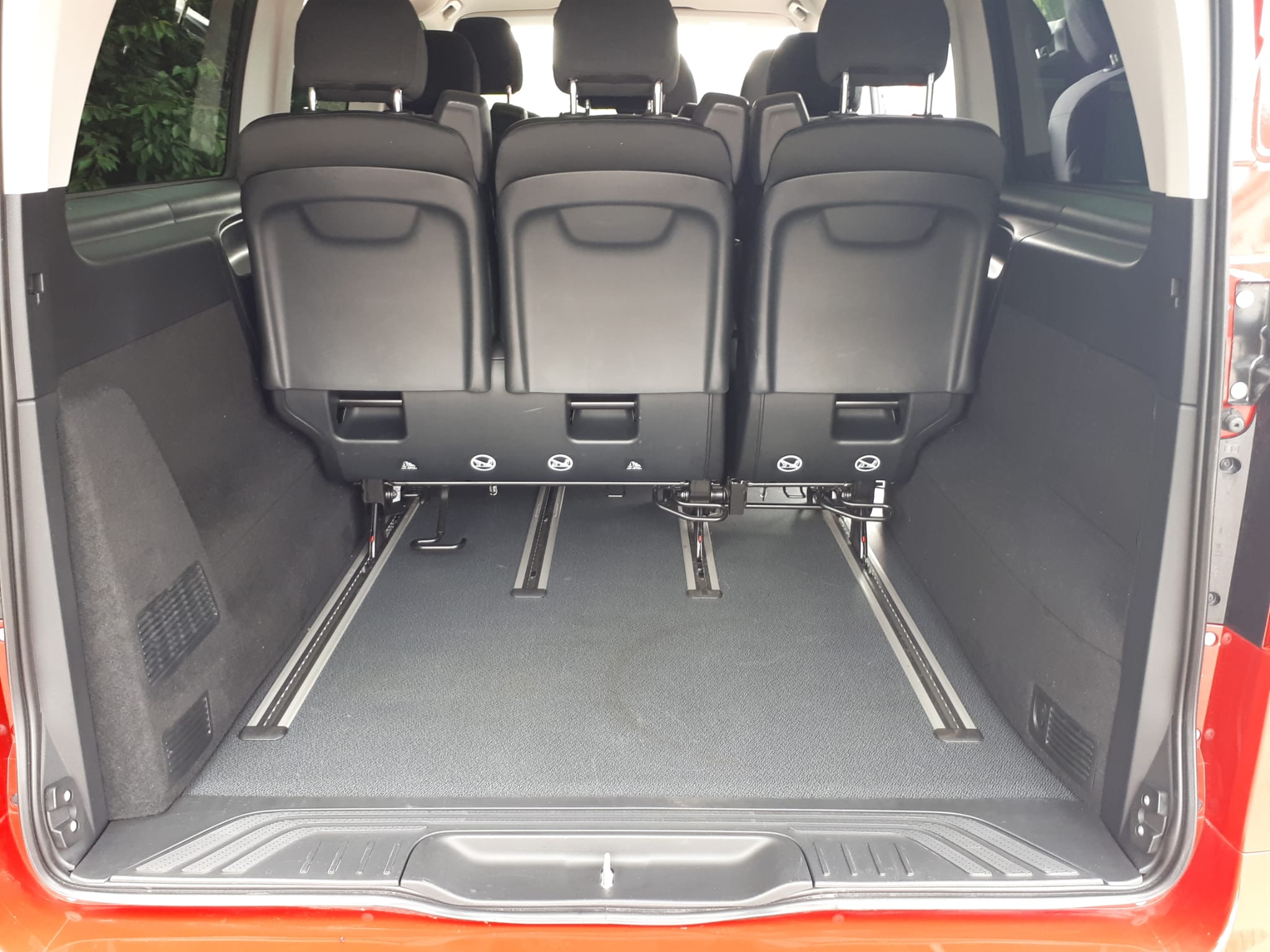 Mercedes Vito Kofferraum geräumig Gepäck Platz